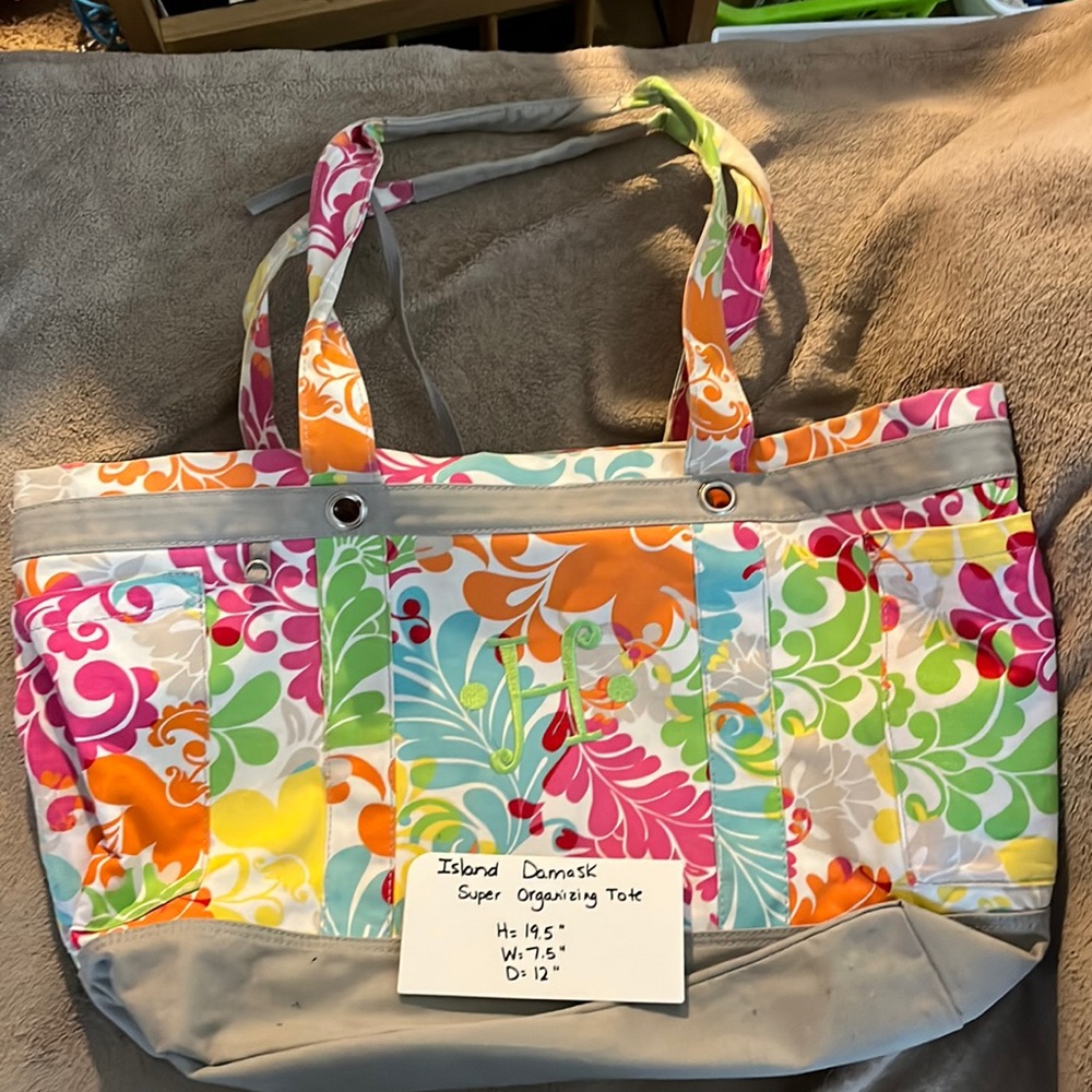 Thirty One Island Damask Tote